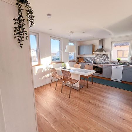 Helle Und Gemuetliche Ferienwohnung In Лорш Екстер'єр фото